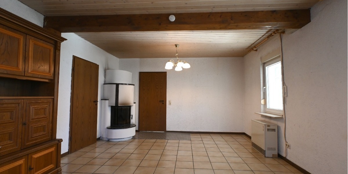 Zweifamilienhaus mit großem Potenzial - Zweifamilienhaus Knittlingen | Angebot:25712132