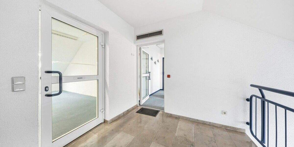 Gewerbeobjekt Karlsruhe Knielingen - 3 Zimmer, 163 m&sup2;, 1.200&euro; | Angebot:25706126