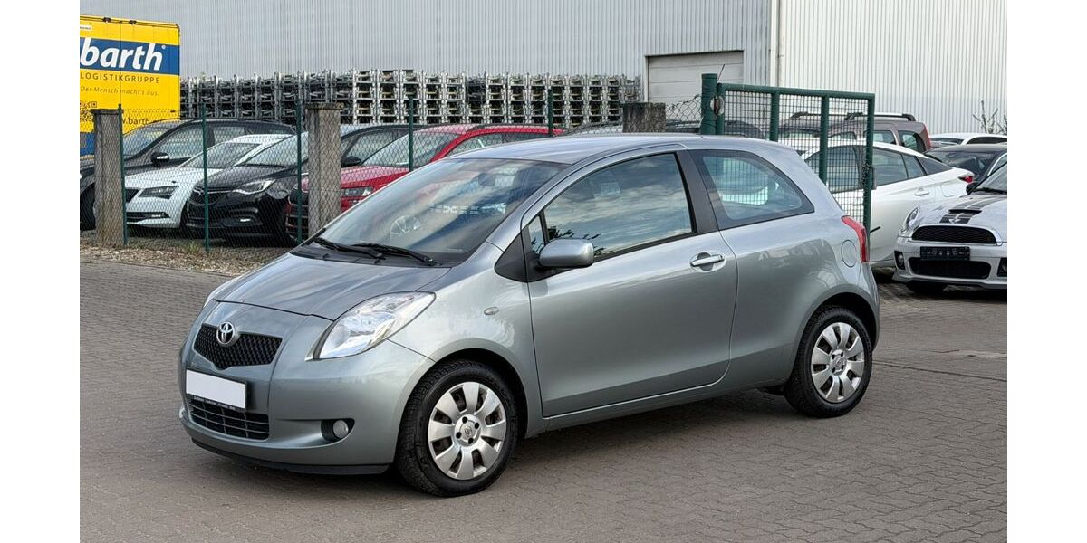 Toyota Yaris 225.000 km 1.499 &euro; Kandel 76870