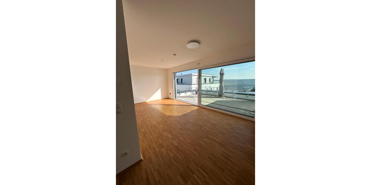 Einfamilienhaus Pforzheim Nordstadt - 2 Zimmer, 83 m&sup2;, 1.550&euro; | Angebot:25804691