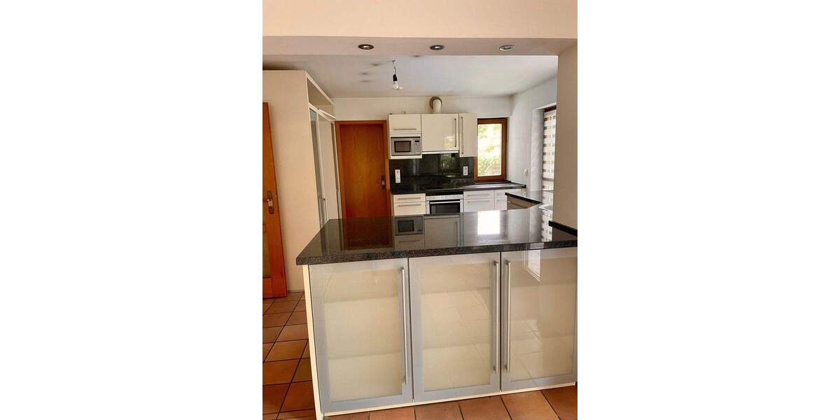 Einfamilienhaus Rastatt - 9 Zimmer, 235 m&sup2;, 780.000&euro; | Angebot:25783190