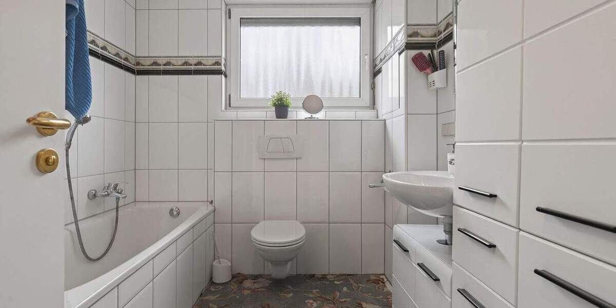 Etagenwohnung Karlsbad / Langensteinbach Langensteinbach - 3 Zimmer, 107 m&sup2;, 379.000&euro; | Angebot:25680977