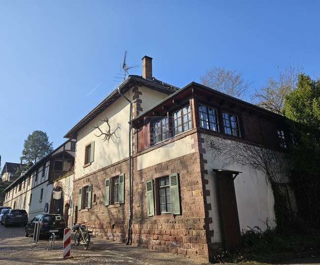 Etagenwohnung Karlsruhe / Grötzingen Grötzingen - 6 Zimmer, 263 m&sup2;, 590.000&euro; | Angebot:26364659