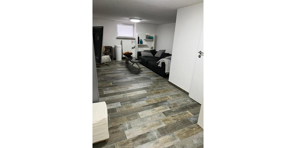 Moderne Wohnung im Dachgeschoss 2 zimmer