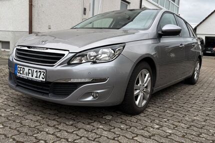 Peugeot 308 152.228 km 6.700 &euro; Berg 76768