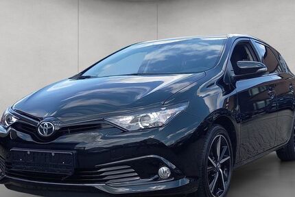 Toyota Auris 61.000 km 14.490 € Pforzheim 75179