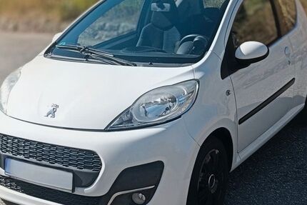 Peugeot 107 100.000 km 2.590 &euro; Gernsbach 76593