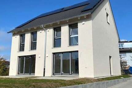 Haus zum Mieten in Königsbach-Stein 1.810 € 124.57 m² 5 zimmer