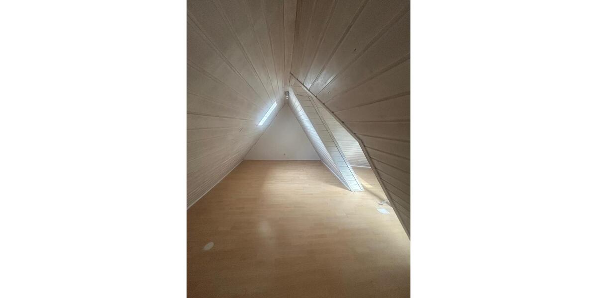 Einfamilienhaus Hördt - 3 Zimmer, 70 m&sup2;, 950&euro; | Angebot:25783472