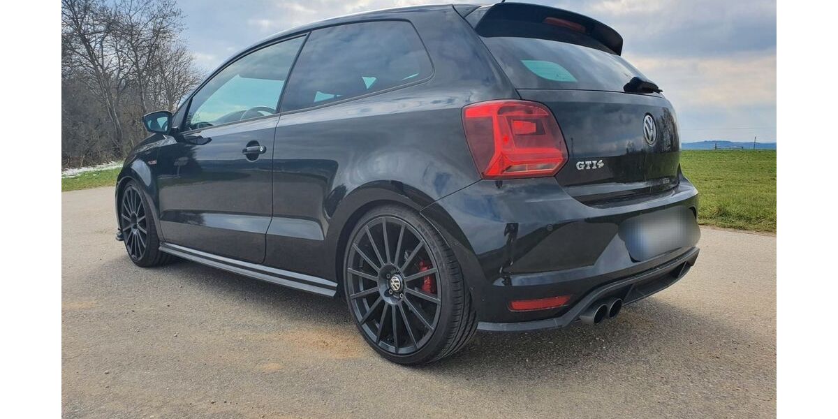 VW Polo 105.000 km 12.890 &euro; Ötisheim 75443