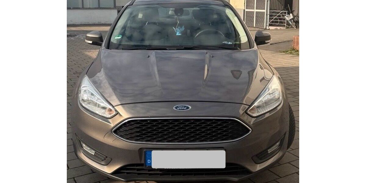Ford Focus 124.000 km 7.490 &euro; Pforzheim 75175