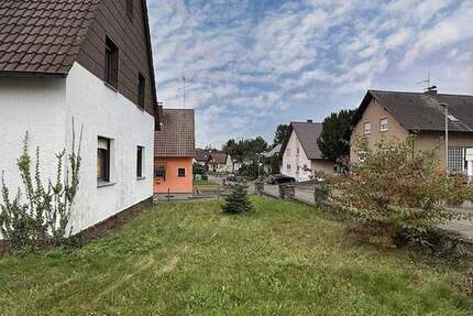 Grundstück mit Breite & 1252 m² Fläche - Ideal für Neubau und Projektentwicklung in Bretten zimmer