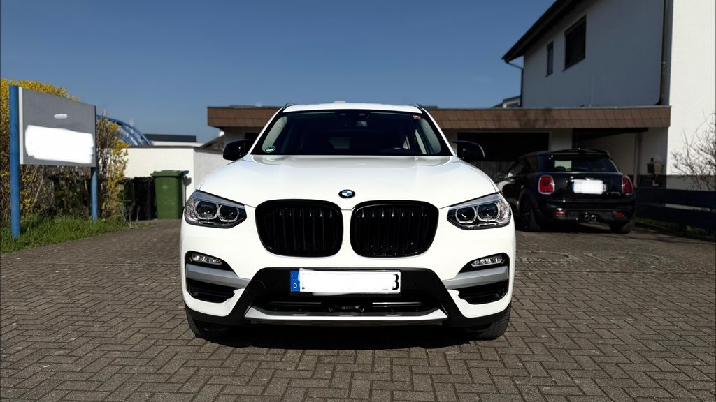 BMW X3 123.000 km 26.000 &euro; Bruchsal 76646