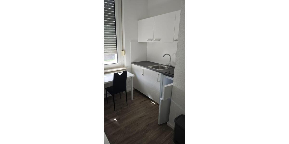 Etagenwohnung Karlsruhe Mühlburg - 1 Zimmer, 14 m&sup2;, 450&euro; | Angebot:26356176