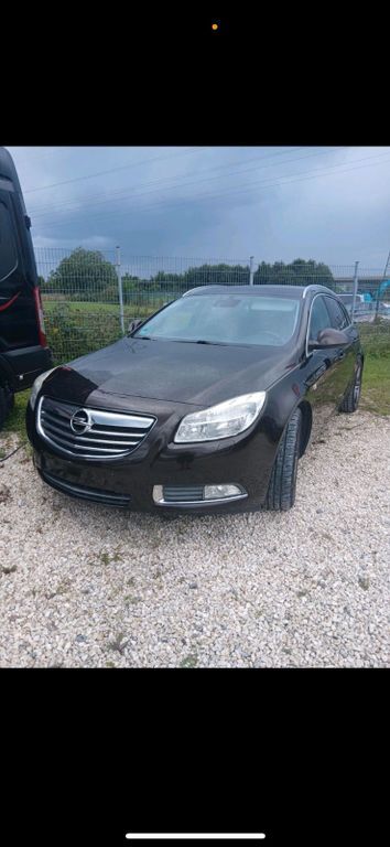 Opel Insignia 253.000 km 3.100 € Wörth am Rhein 76744