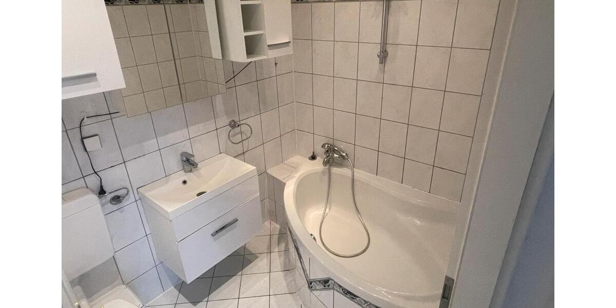 Etagenwohnung Wörth am Rhein - 3 Zimmer, 80 m&sup2;, 1.190&euro; | Angebot:26321142