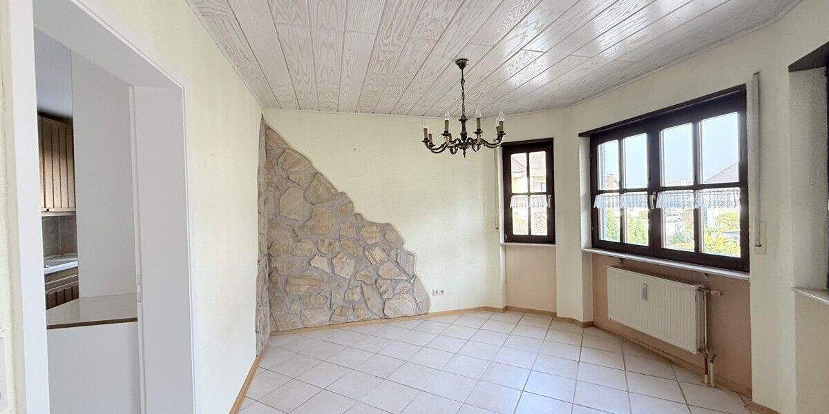 Etagenwohnung Stutensee Blankenloch - 3 Zimmer, 98 m&sup2;, 295.000&euro; | Angebot:25815373