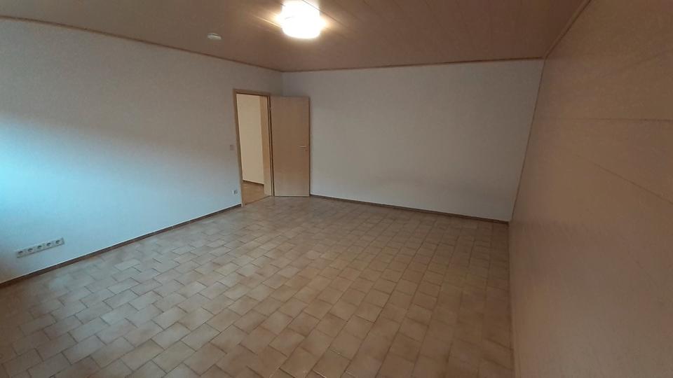 Etagenwohnung Karlsruhe Neureut - 2 Zimmer, 66 m&sup2;, 800&euro; | Angebot:26075595