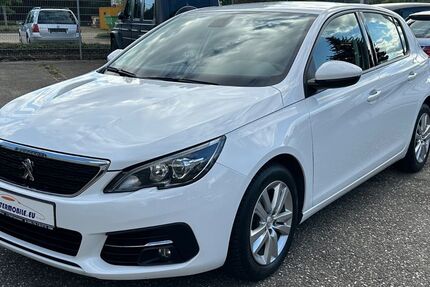 Peugeot 308 135.294 km 10.710 € Gernsbach 76593