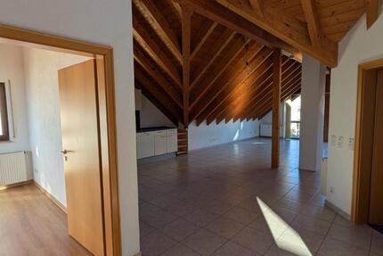 Wohnung Waldbronn - 3 Zimmer, 101 m&sup2;, 1.050&euro; | Angebot:27604131
