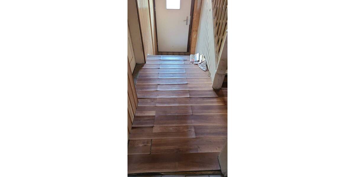 Etagenwohnung Straubenhardt Feldrennach - 9 Zimmer, 188 m&sup2;, 385.000&euro; | Angebot:26293087
