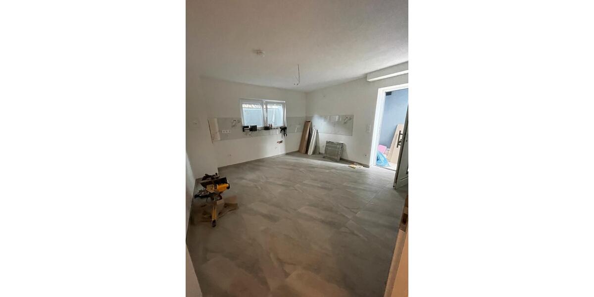 Etagenwohnung Philippsburg - 2 Zimmer, 85 m&sup2;, 985&euro; | Angebot:25626365