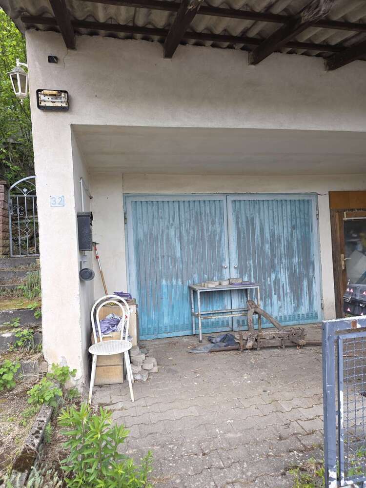 Haus zum Kaufen in Tiefenbach 449.000 € 250 m²