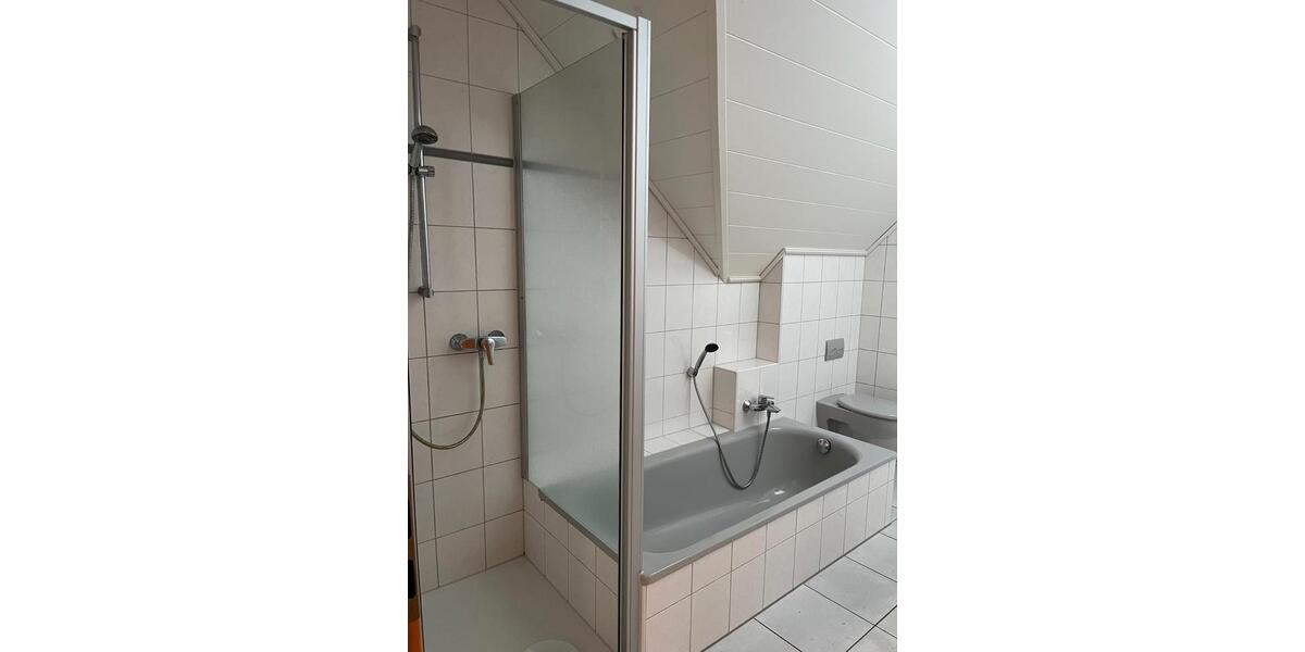 Dachgeschoßwohnung Landau in der Pfalz - 3 Zimmer, 104 m&sup2;, 832&euro; | Angebot:26492660