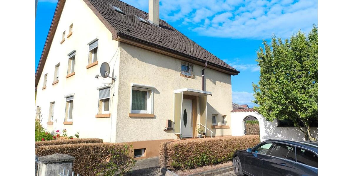 Doppelhaushälfte Bruchsal - 8 Zimmer, 132 m&sup2;, 480.000&euro; | Angebot:26889293