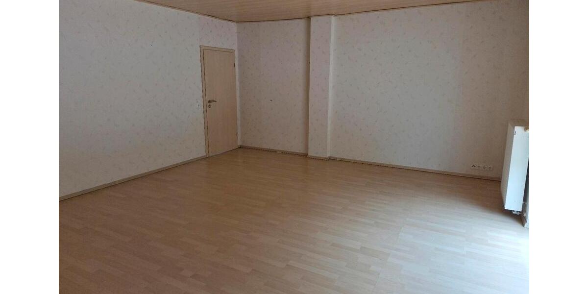 Etagenwohnung Bad Schönborn - 2 Zimmer, 100 m&sup2;, 340.000&euro; | Angebot:25921111