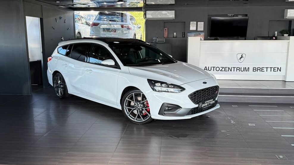 Ford Focus 114.060 km 22.690 € Bretten 75015