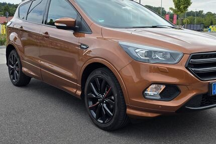 Ford Kuga 103.200 km 14.599 € Kuppenheim 76456