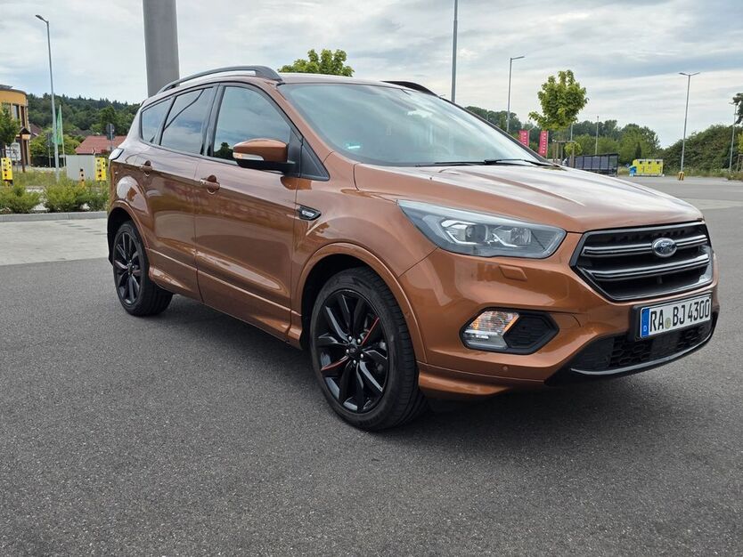 Ford Kuga 103.200 km 14.599 € Kuppenheim 76456