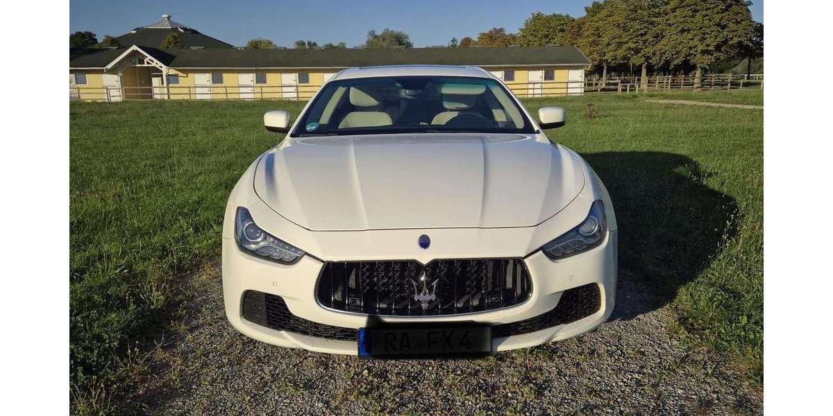 Maserati Ghibli 145.000 km 28.500 &euro; Iffezheim 76473