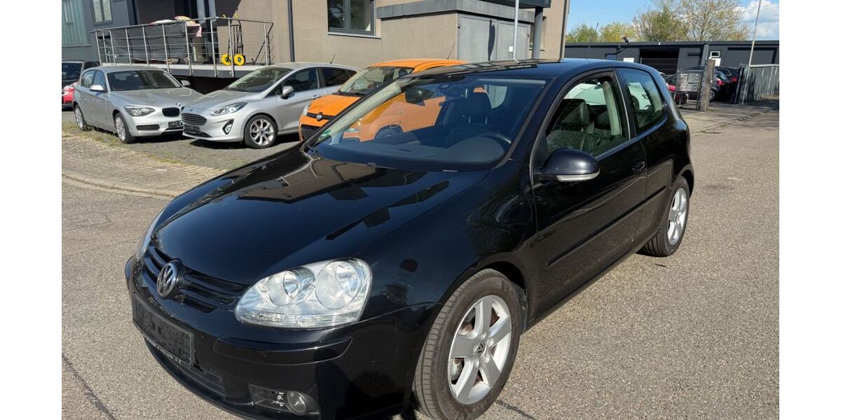 VW Golf 219.700 km 2.999 &euro; Kronau 76709