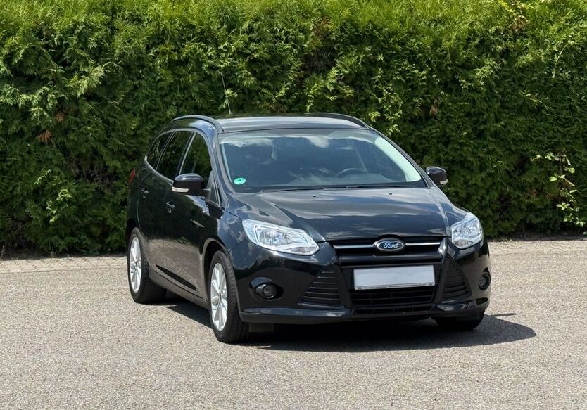Ford Focus 130.000 km 3.999 € Kandel 76870
