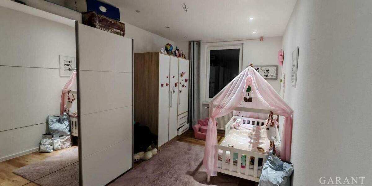 Etagenwohnung Pforzheim Dillweißenstein - 4 Zimmer, 93 m&sup2;, 235.000&euro; | Angebot:25747443