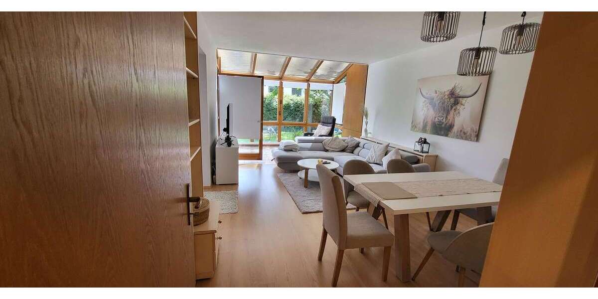 Etagenwohnung Pforzheim Nordstadt - 3 Zimmer, 100 m&sup2;, 1.230&euro; | Angebot:27080709