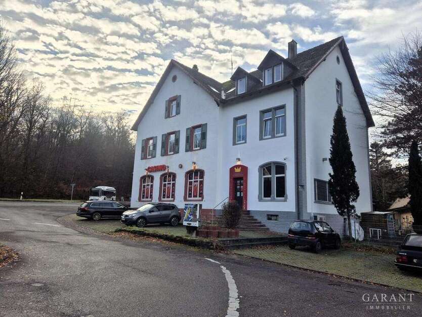 Büro in Waldbronn-Neurod 2.100.000 € 449 m²