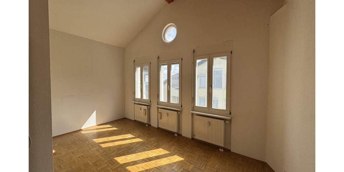 Etagenwohnung Pforzheim Buckenberg - 3 Zimmer, 60 m&sup2;, 199.000&euro; | Angebot:25682173