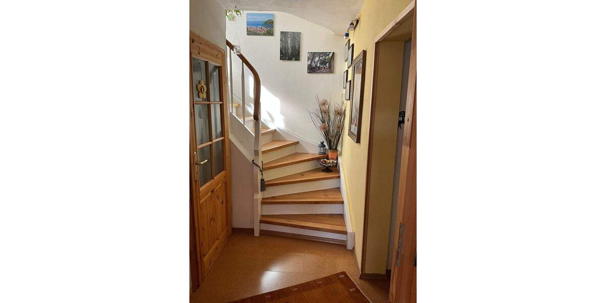 Doppelhaushälfte Birkenfeld - 7 Zimmer, 160 m&sup2;, 495.000&euro; | Angebot:25704151