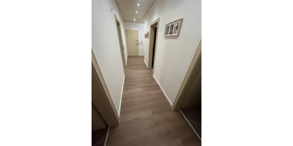 Etagenwohnung Karlsruhe Rüppurr - 3 Zimmer, 91 m&sup2;, 1.550&euro; | Angebot:26364870