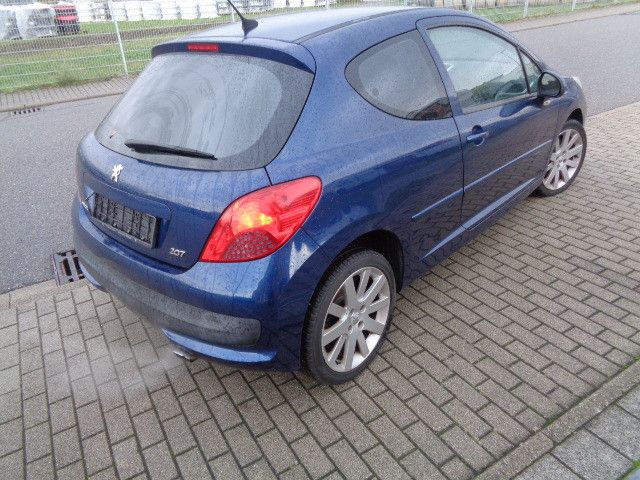 Peugeot 207 164.000 km 1.999 € Muggensturm 76461