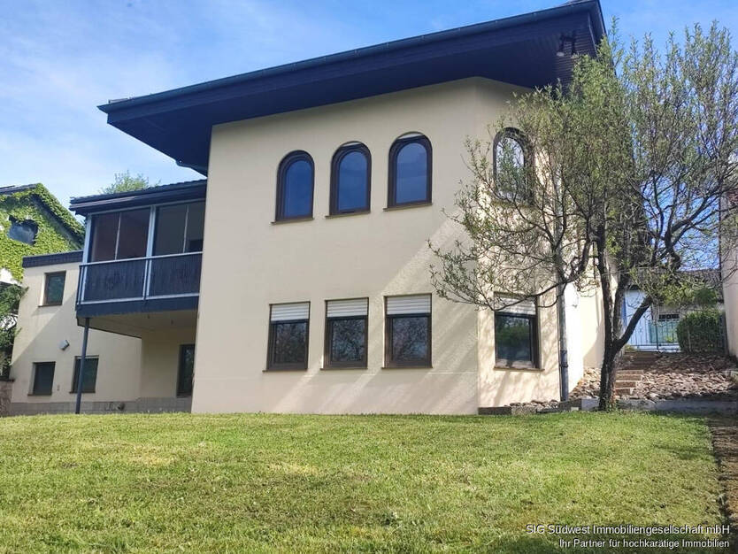 Ideal für Familie sehr schönes Einfamilienhaus in ruhiger Panorama - Lage Randlage von Bretten