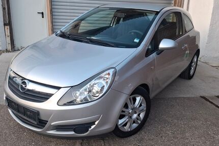 Opel Corsa 212.000 km 2.099 &euro; Landau 76829