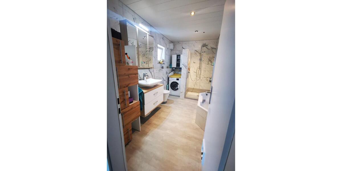 Etagenwohnung Pforzheim Dillweißenstein - 3 Zimmer, 85 m&sup2;, 840&euro; | Angebot:25612106