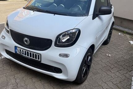 Smart ForTwo 108.500 km 8.200 &euro; Karlsruhe 76133