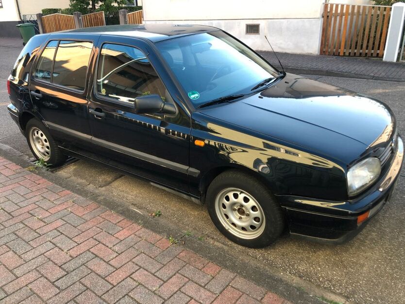 VW Golf 217.000 km 850 € Durmersheim 76448