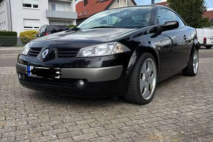 Renault Megane 92.874 km 2.850 € Karlsdorf 76689