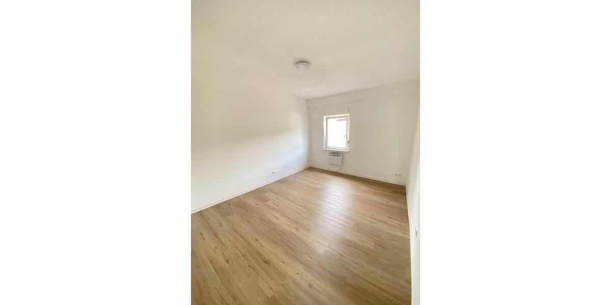 Helle 3-Zimmer-Wohnung in ruhiger und dennoch zentraler Lage 3 zimmer